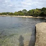 In Pore With Swimming Pool بيت للعطل بوريتش