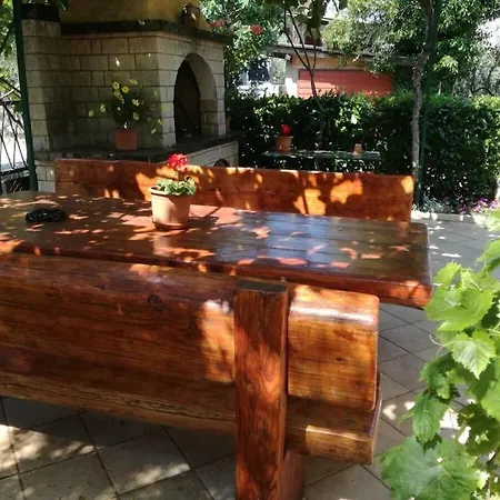 In Pore With Swimming Pool Дом отдыха