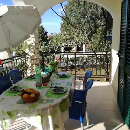 Σπίτι διακοπών In Pore With Swimming Pool *