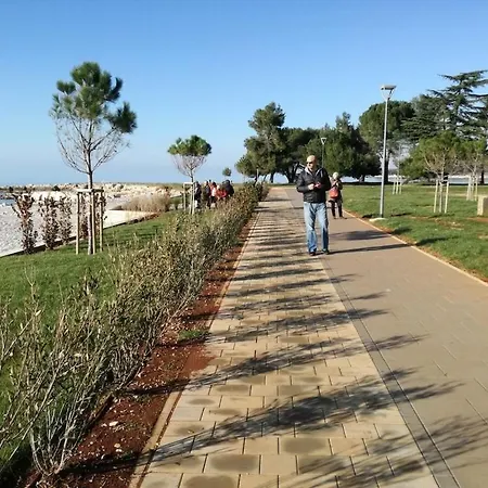 In Pore With Swimming Pool Σπίτι διακοπών Πόρετς