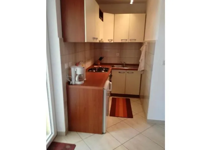 In Pore With Swimming Pool *