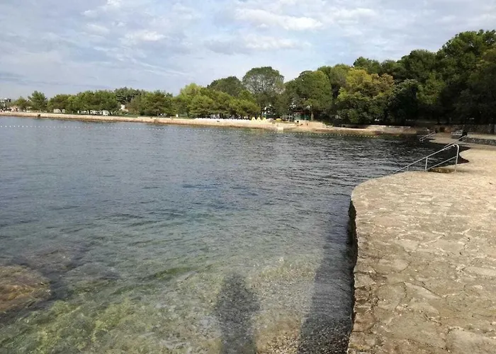 In Pore With Swimming Pool Nyaraló Poreč